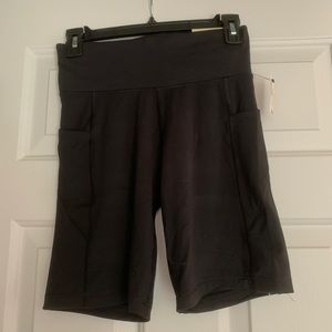 biker shorts with pockets!!